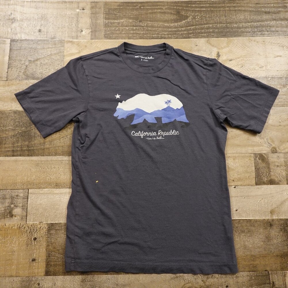 Travis Mathew California Republic Graphic Tee Men’s Small Navy Blue‎ Pima Cotton